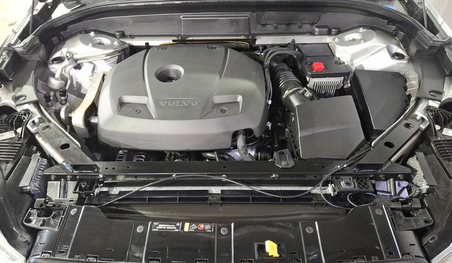 Volvo Xc60 2.0 T6 INSCRIPTION AUTO AWD Suv 2021