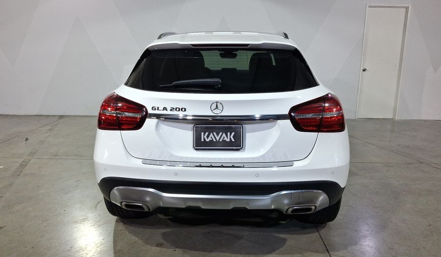 Mercedes Benz Clase Gla 1.6 GLA 200 SPORT DCT Suv 2020