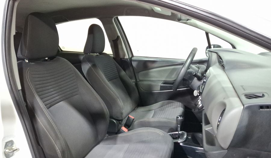 Toyota Yaris 1.5 SE AT 5PTAS Hatchback 2016