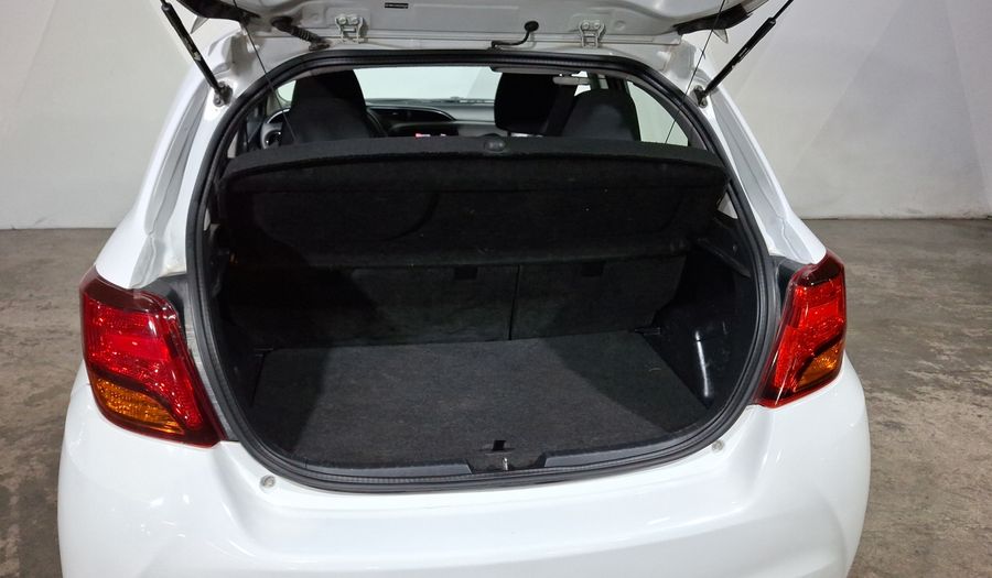 Toyota Yaris 1.5 SE AT 5PTAS Hatchback 2016