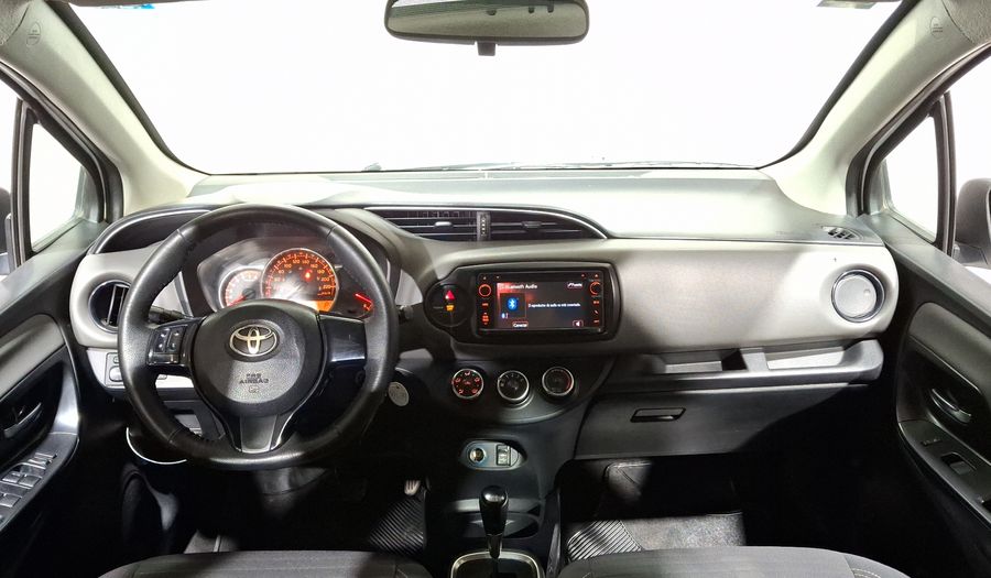 Toyota Yaris 1.5 SE AT 5PTAS Hatchback 2016