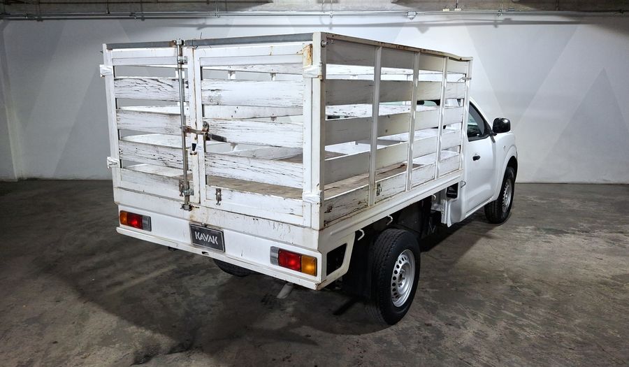 Nissan Np300 2.5 NP300 ESTACAS Pickup 2021