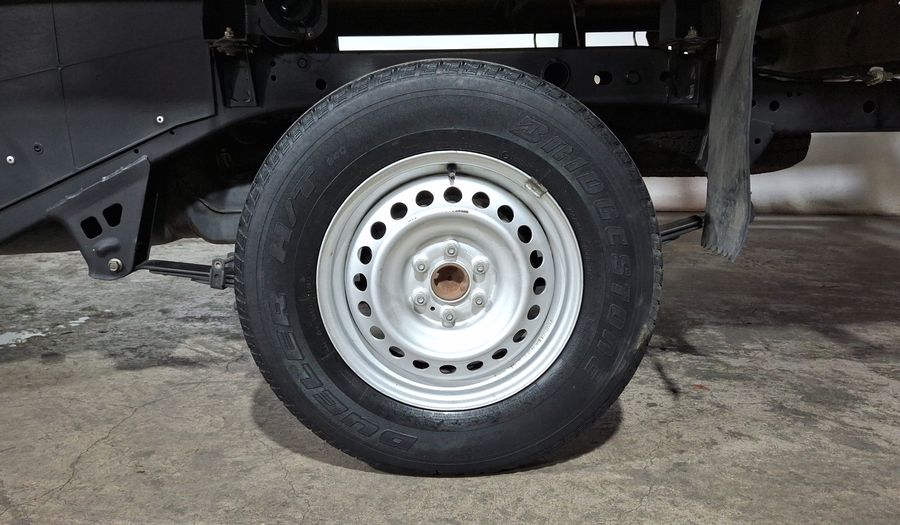 Nissan Np300 2.5 NP300 ESTACAS Pickup 2021