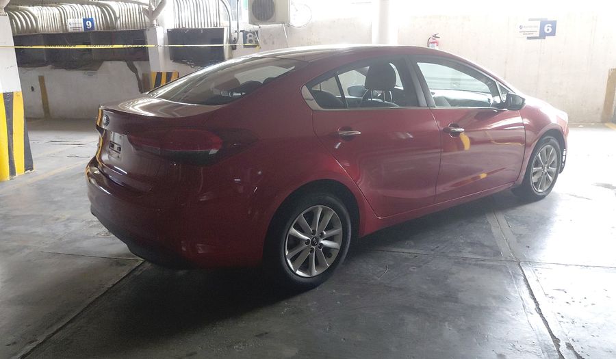 Kia Forte 2.0 EX AT Hatchback 2017