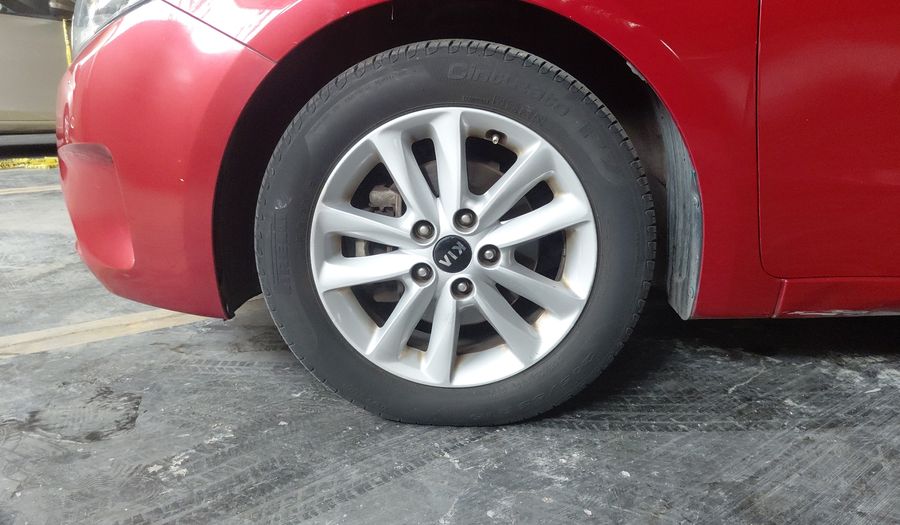 Kia Forte 2.0 EX AT Hatchback 2017