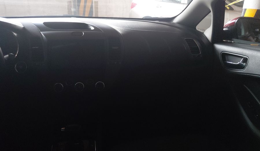 Kia Forte 2.0 EX AT Hatchback 2017