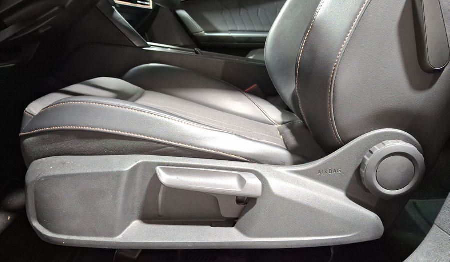 Cupra Leon 2.0 HIGH DCT Hatchback 2023
