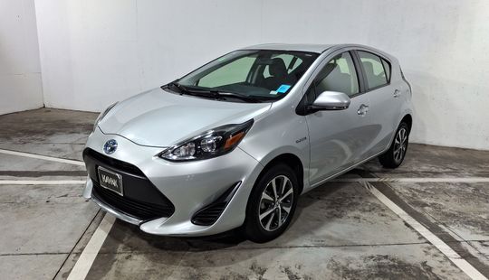 Toyota • Prius C