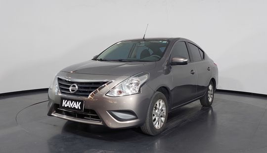 Nissan • Sentra
