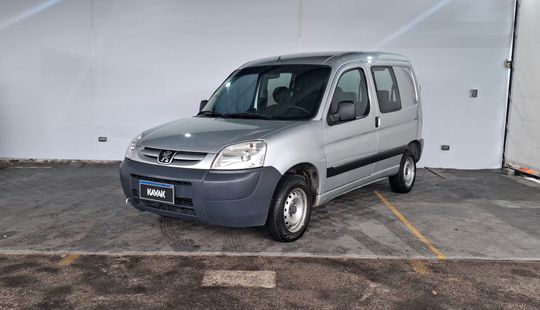 Peugeot • Partner