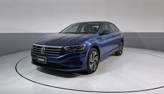 Volkswagen • Jetta