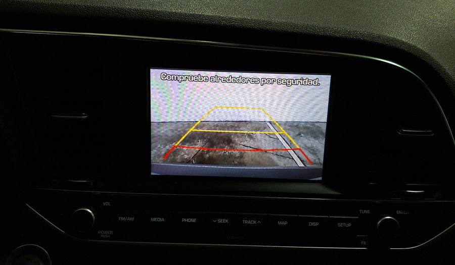 Hyundai Elantra 2.0 LIMITED TECH NAVI AT Sedan 2017