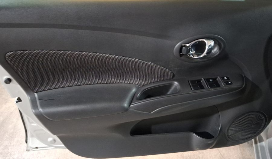 Nissan Versa 1.6 ADVANCE AUTO Sedan 2017