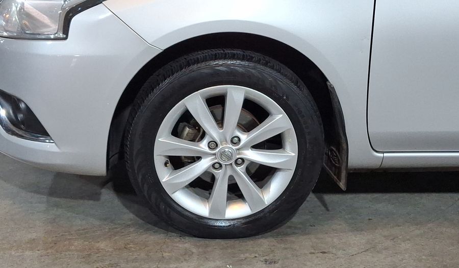 Nissan Versa 1.6 ADVANCE AUTO Sedan 2017