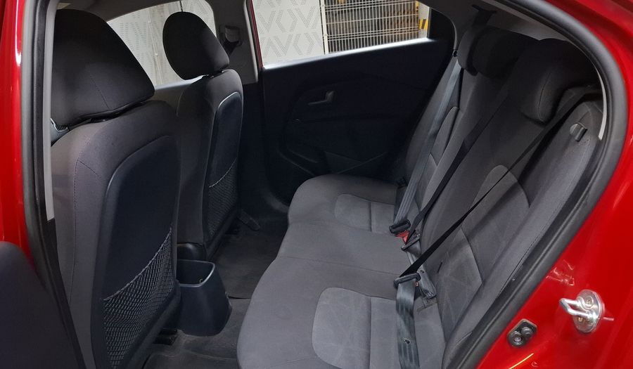Kia Rio 1.6 LX MT Hatchback 2016