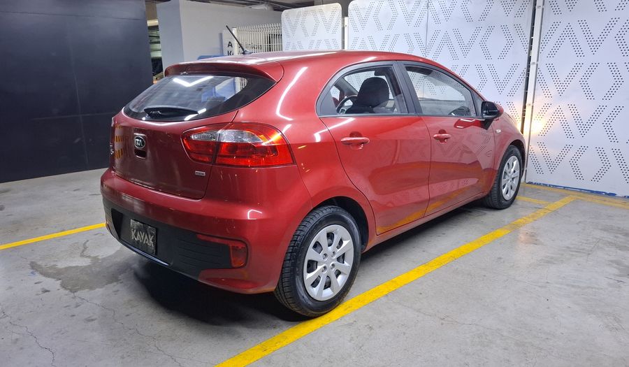 Kia Rio 1.6 LX MT Hatchback 2016