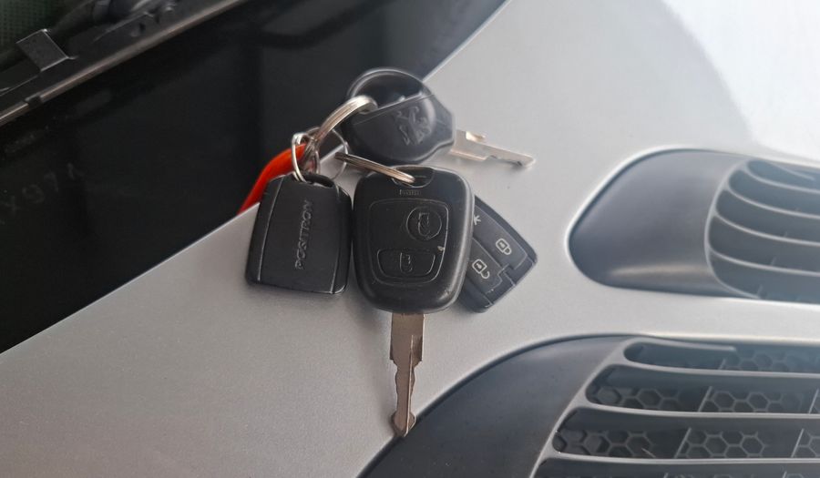 Peugeot 206 1.4 ALLURE Hatchback 2012