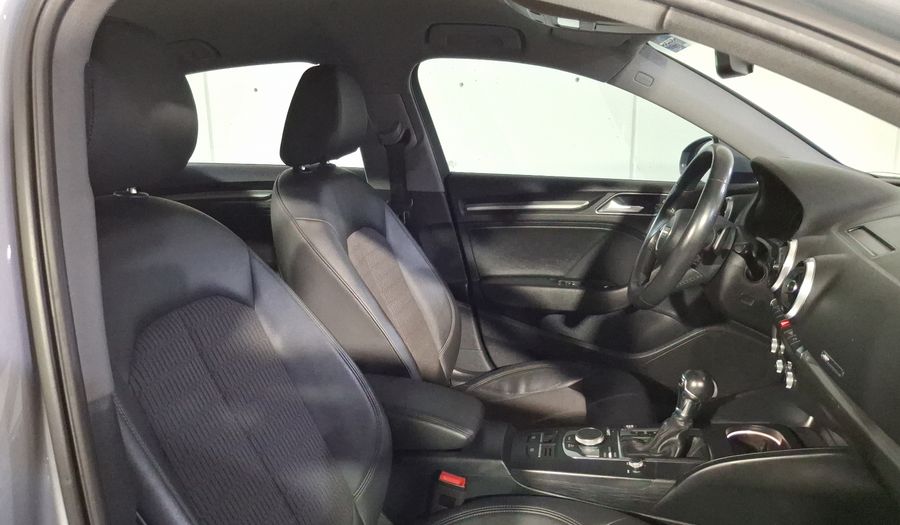 Audi A3 1.4 35 SELECT DCT Sedan 2019