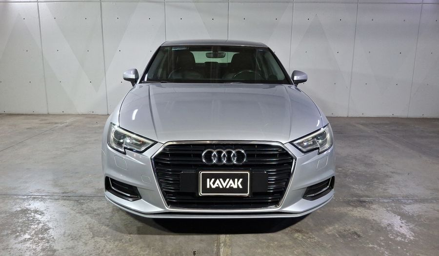 Audi A3 1.4 35 SELECT DCT Sedan 2019