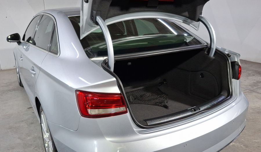 Audi A3 1.4 35 SELECT DCT Sedan 2019