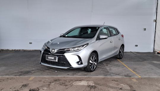 Toyota • Yaris