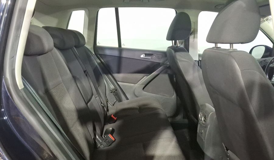 Volkswagen Tiguan 2.0 PAQUETE SPORT & STYLE Suv 2017
