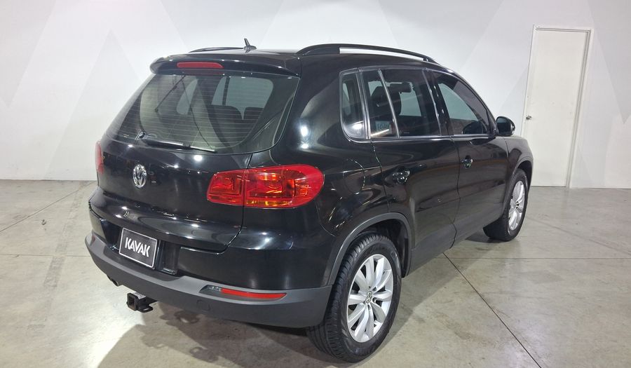 Volkswagen Tiguan 2.0 PAQUETE SPORT & STYLE Suv 2017