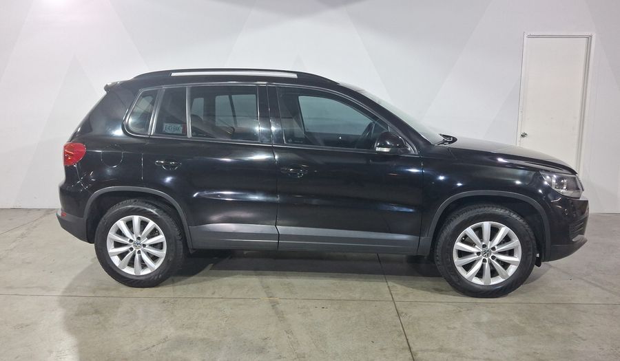 Volkswagen Tiguan 2.0 PAQUETE SPORT & STYLE Suv 2017