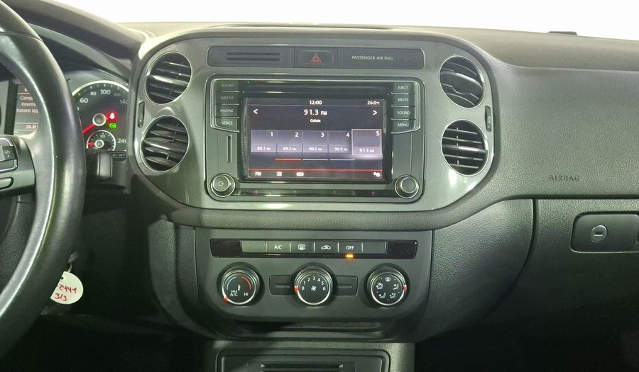 Volkswagen Tiguan 2.0 PAQUETE SPORT & STYLE Suv 2017