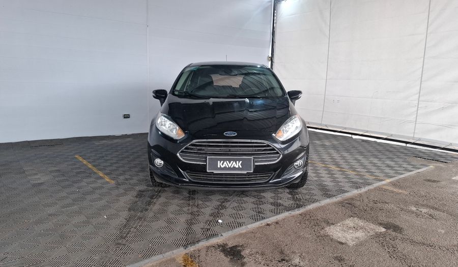Ford Fiesta Kinetic Design 1.6 TITANIUM POWERSHIFT Hatchback 2014