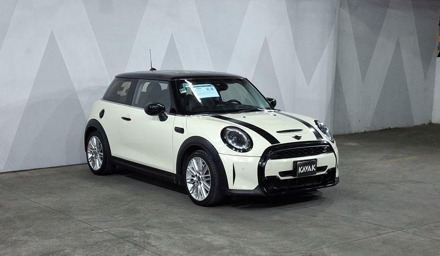 Mini Cooper S 2.0 COOPER CLASSIC DCT Hatchback 2022