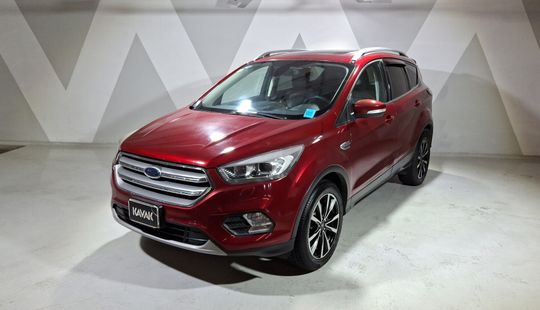 Ford • Escape