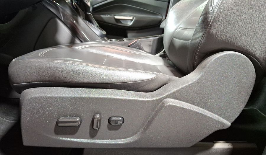 Ford Escape 2.0 ECOBOOST TITANIUM AUTO Suv 2019
