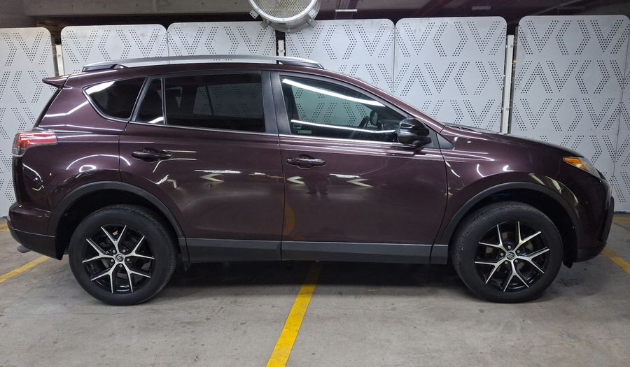 Toyota Rav4 2.5 L4 SE 4WD AT Suv 2018