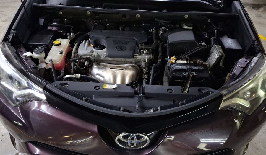 Toyota Rav4 2.5 L4 SE 4WD AT Suv 2018