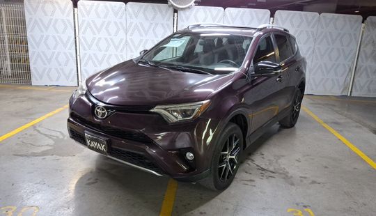 Toyota • RAV4