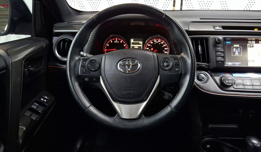 Toyota Rav4 2.5 L4 SE 4WD AT Suv 2018