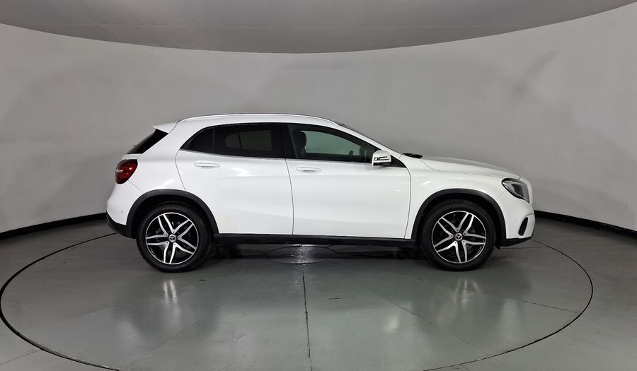 Mercedes Benz Clase Gla 1.6 GLA 200 SPORT DCT Suv 2019
