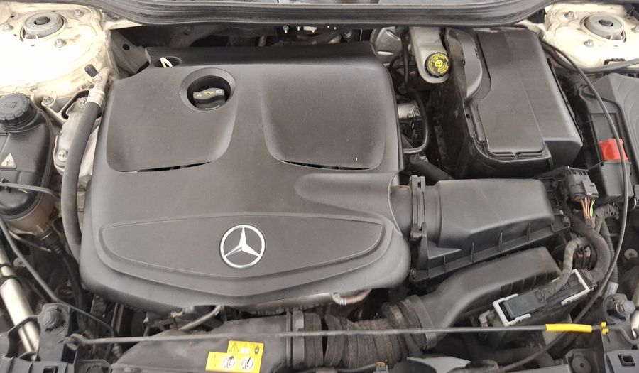 Mercedes Benz Clase Gla 1.6 GLA 200 SPORT DCT Suv 2019