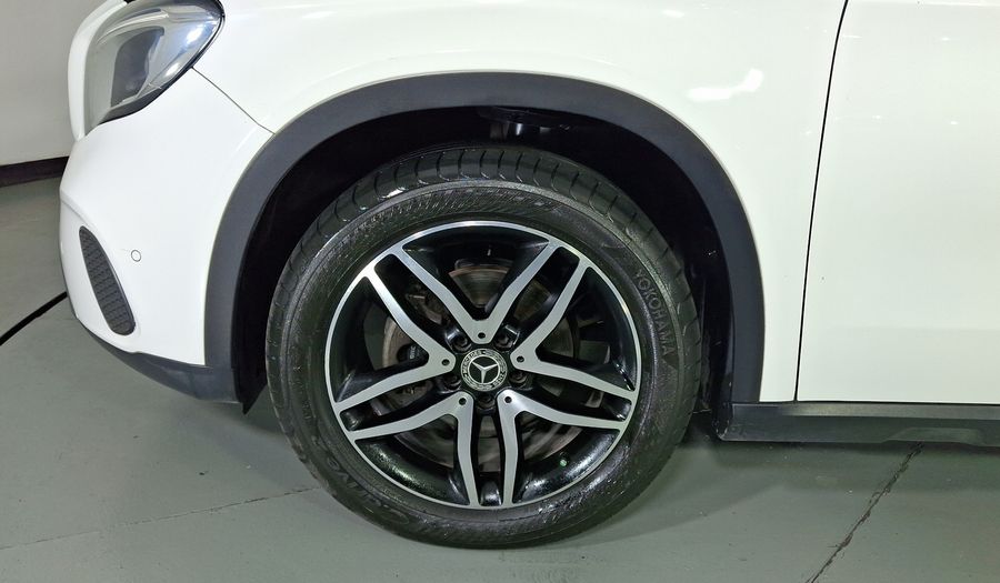 Mercedes Benz Clase Gla 1.6 GLA 200 SPORT DCT Suv 2019
