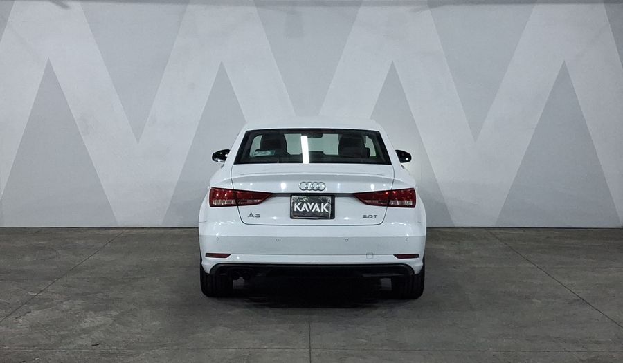 Audi A3 2.0 TFSI DYNAMIC Sedan 2017