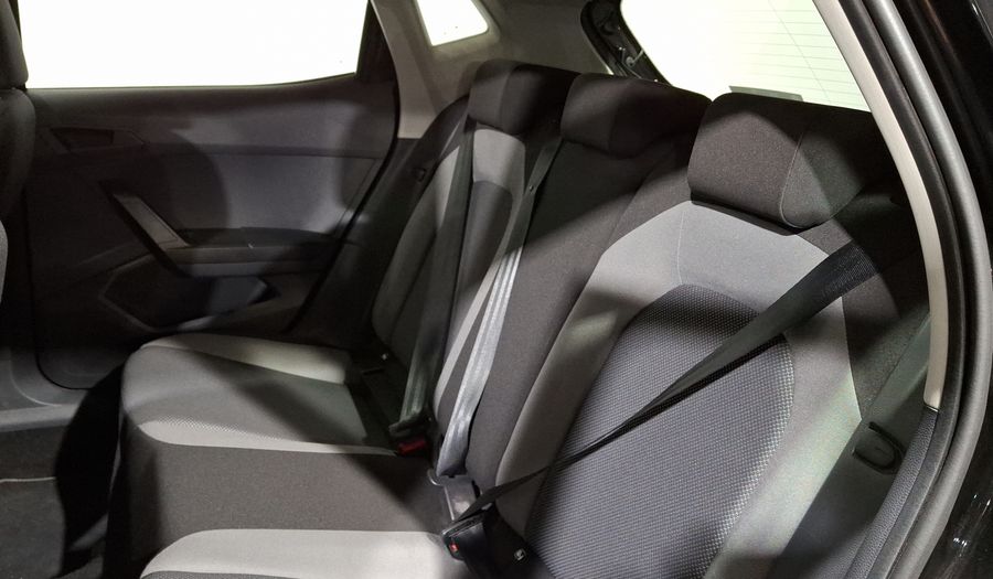 Seat Ibiza 1.6 STYLE Hatchback 2021