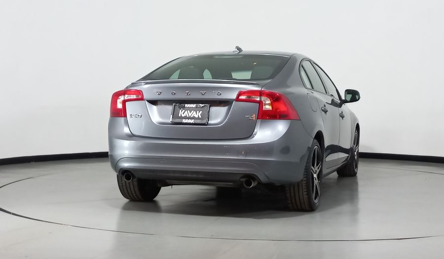 Volvo S60 2.0 SPORT T4 Sedan 2016