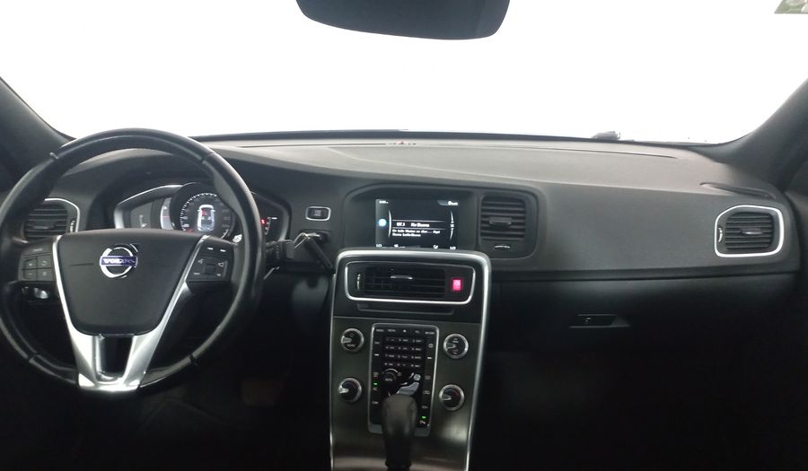Volvo S60 2.0 SPORT T4 Sedan 2016