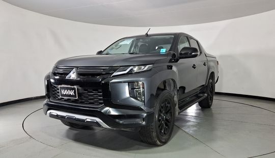 Mitsubishi • L200