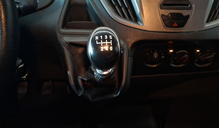 Ford Transit 2.2 DIESEL VAN LARGA AA Van 2022