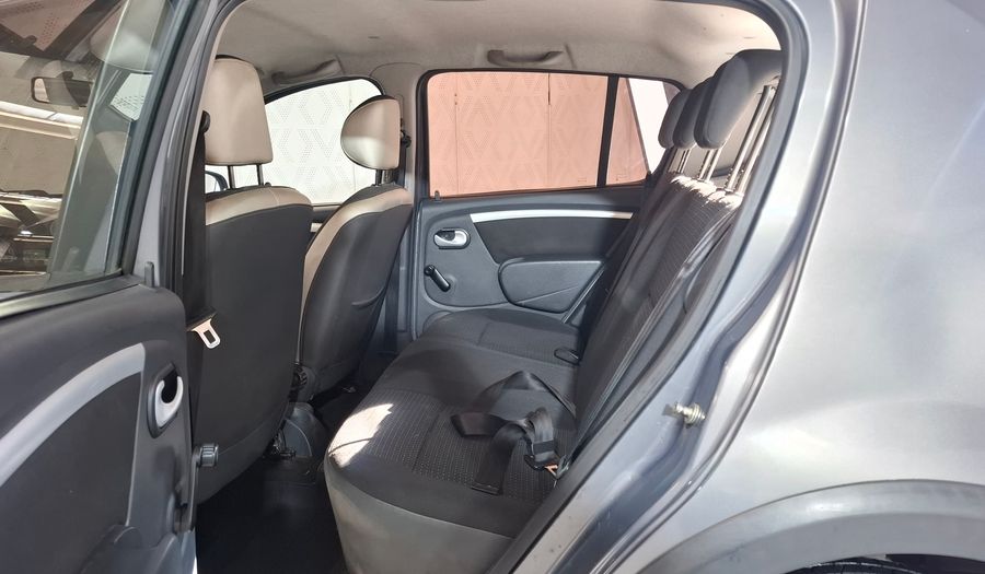Renault Sandero Stepway 1.6 16V STEPWAY CONFORT Hatchback 2010