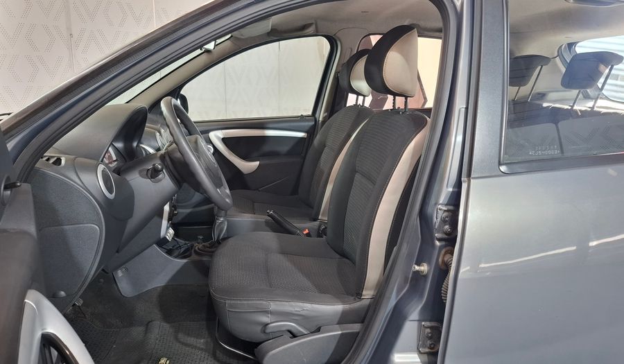 Renault Sandero Stepway 1.6 16V STEPWAY CONFORT Hatchback 2010