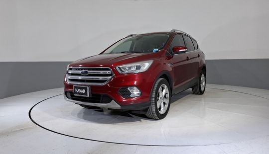 Ford • Escape