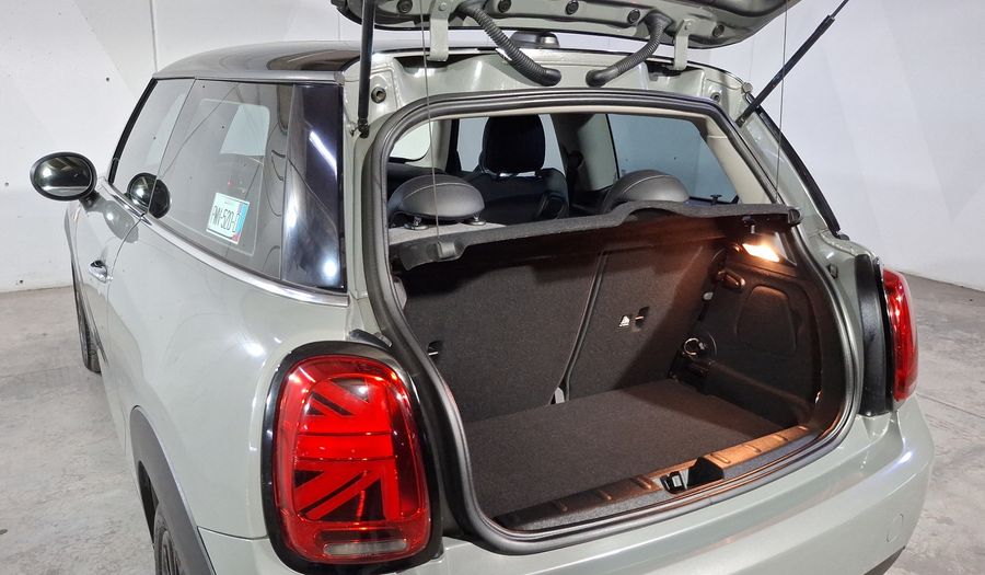 Mini Cooper 1.5 COOPER CHILI Hatchback 2019